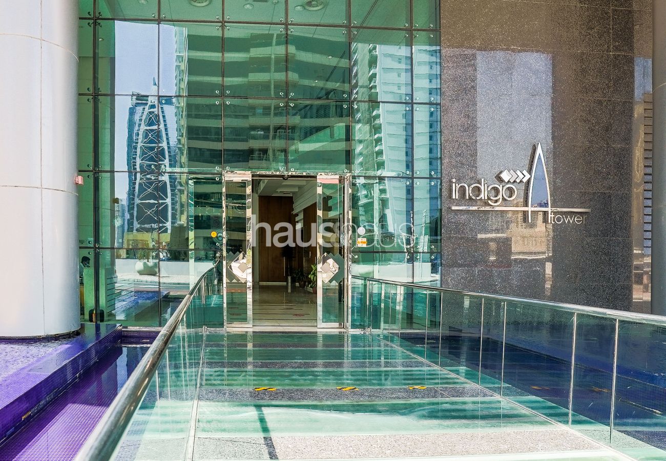 Studio à Dubai - Fully equipped Studio directly at Metro Station