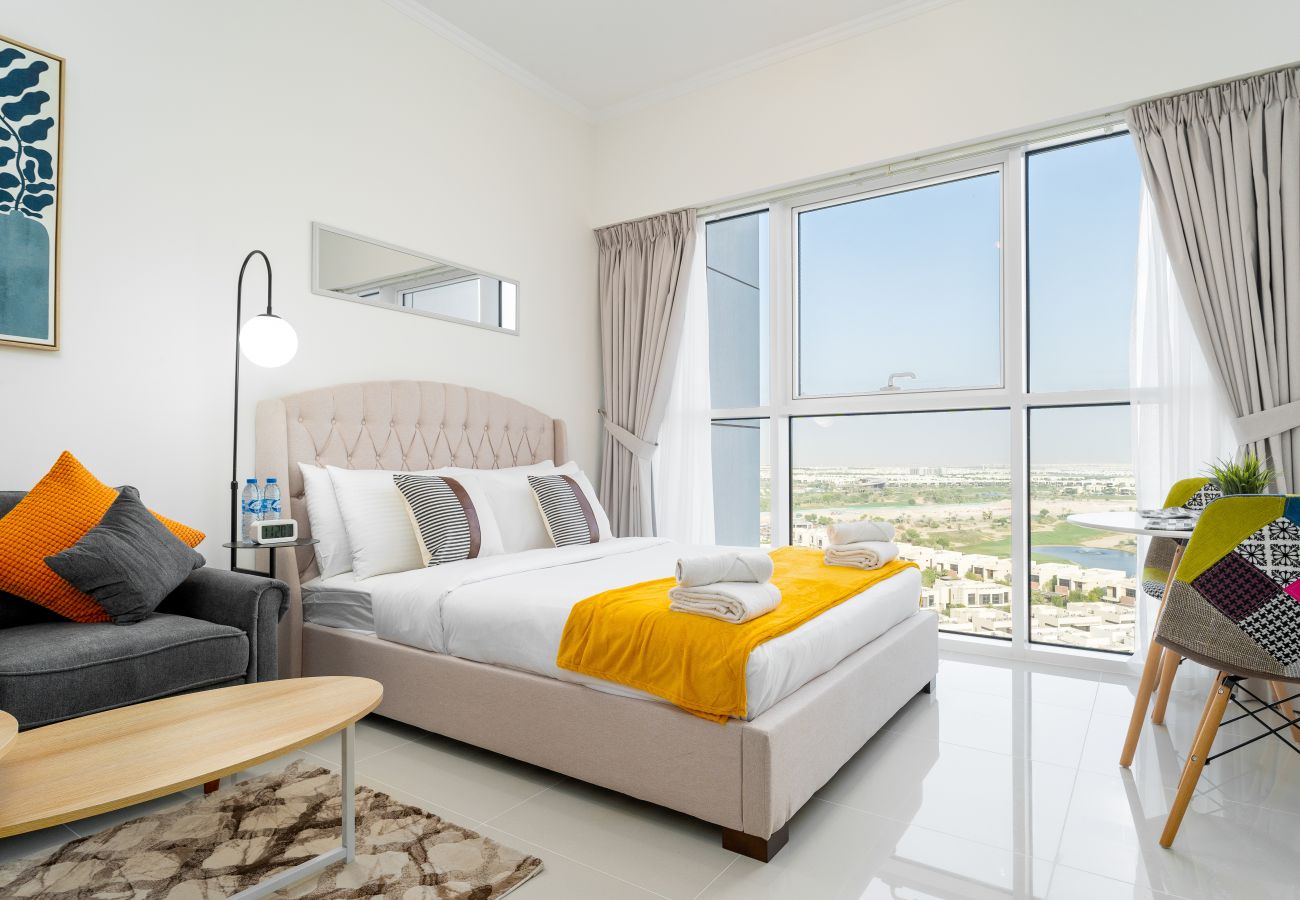 Studio à Dubai -  Chic Studio | Beautiful Community View | Bright