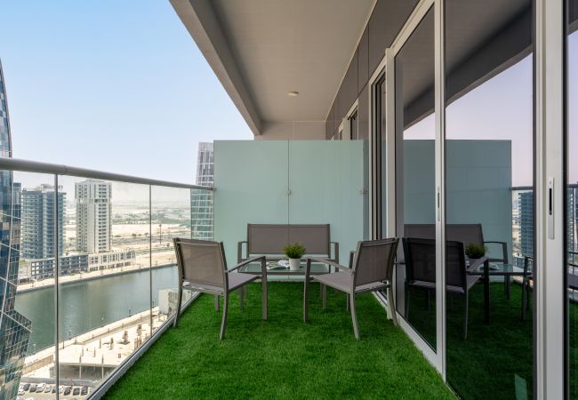 Appartement à Dubai - Bien connecté | Grands équipements | Centre d'affaires