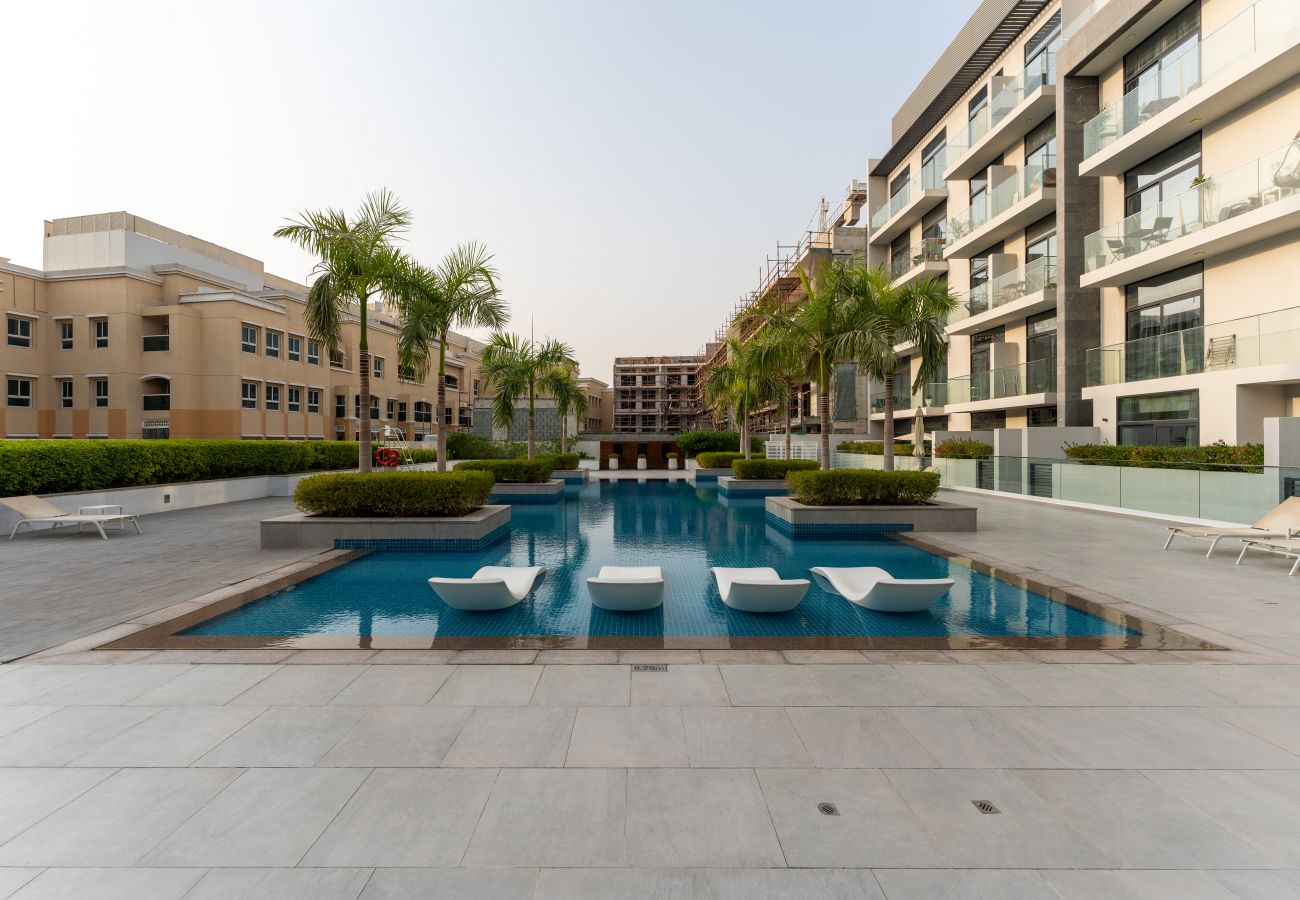 Studio à Dubai - Chic Studio | Beautiful Amenities | Pool View