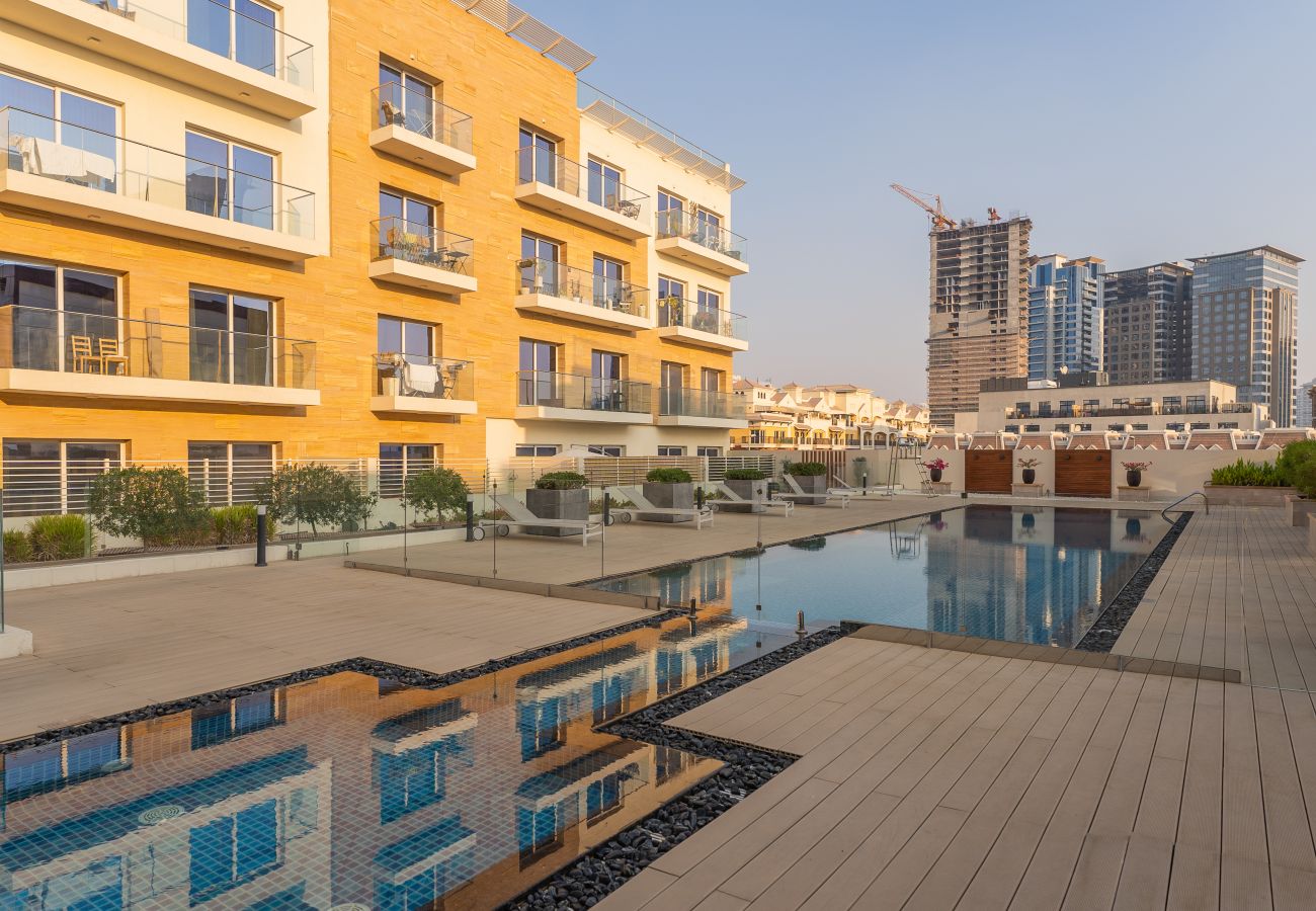 Studio à Dubai - Studio chic | Belles Commodités | Vue de la piscine