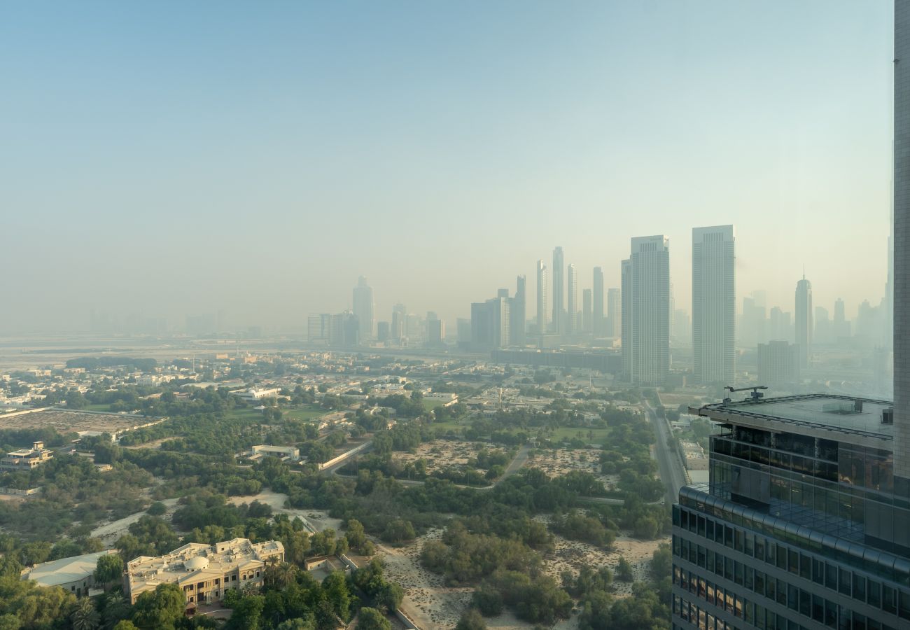 Studio à Dubai - Vues spectaculaires sur la nature et les toits de la ville | Studio Chic