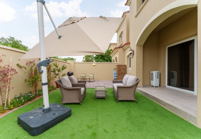 Villa à Dubai - Jardin privé | Idéal pour la famille | Grande communauté