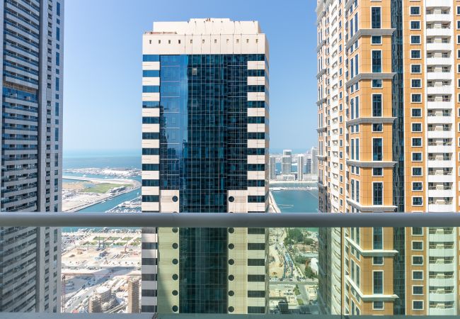 Appartement à Dubai - Joliment meublé | Étage élevé | Bien connecté