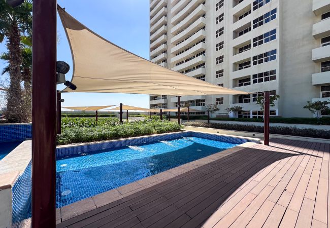 Appartement à Dubai - Nice Pool & City Views | Great Amenities | Chic