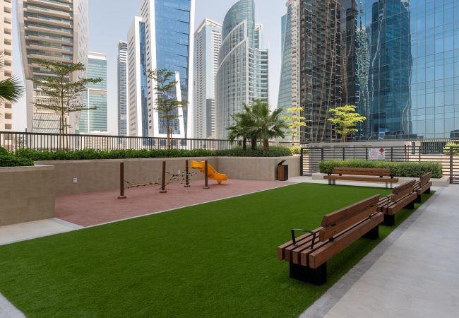 Appartement à Dubai - Premium 1BR | Vue sur le canal et l'horizon de Dubaï