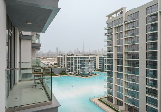 Appartement à Dubai - Vue sur le lagon et le Burj Khalifa | Récemment meublé
