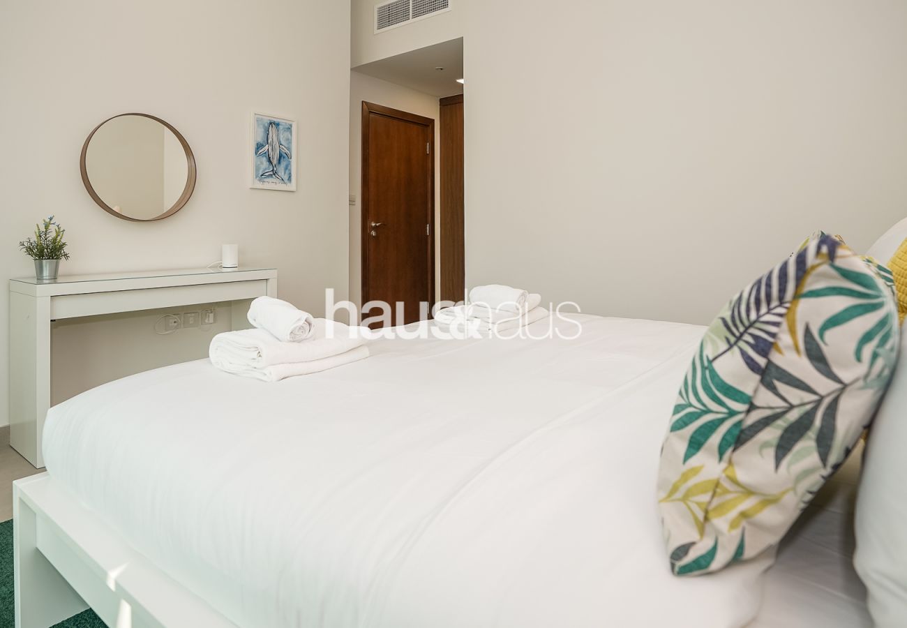 Apartment in Dubai - Spacious Layout | Bright & Cosy Unit