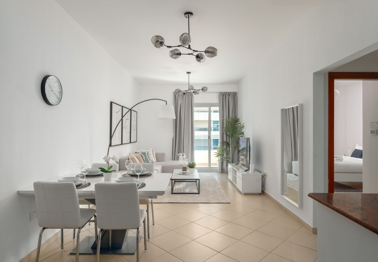 Apartment in Dubai - Marina View | Spacious & Bright Unit | Cosy