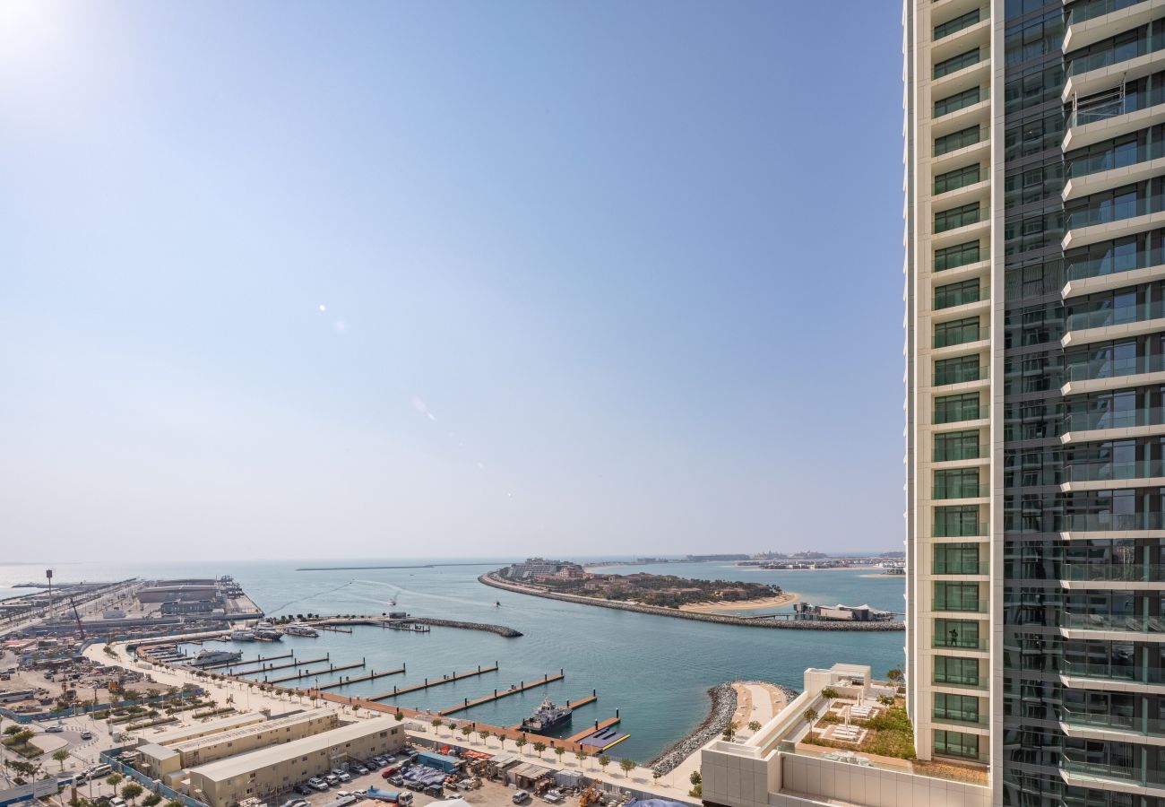 Apartment in Dubai - Vast | Beach Access | Waterfront