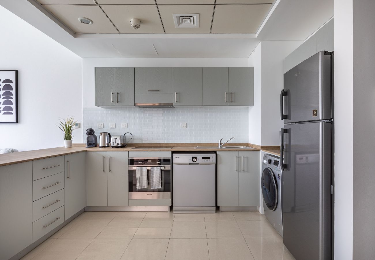 Apartment in Dubai - Upgraded Unit | Enticing | Full Marina View