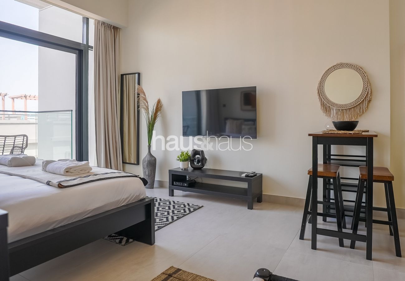 Studio in Dubai - Fully equipped | Brand New | Modern