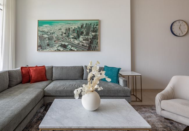 Apartment in Dubai - Spacious & Elegant | Beautiful Amenities | Cosy
