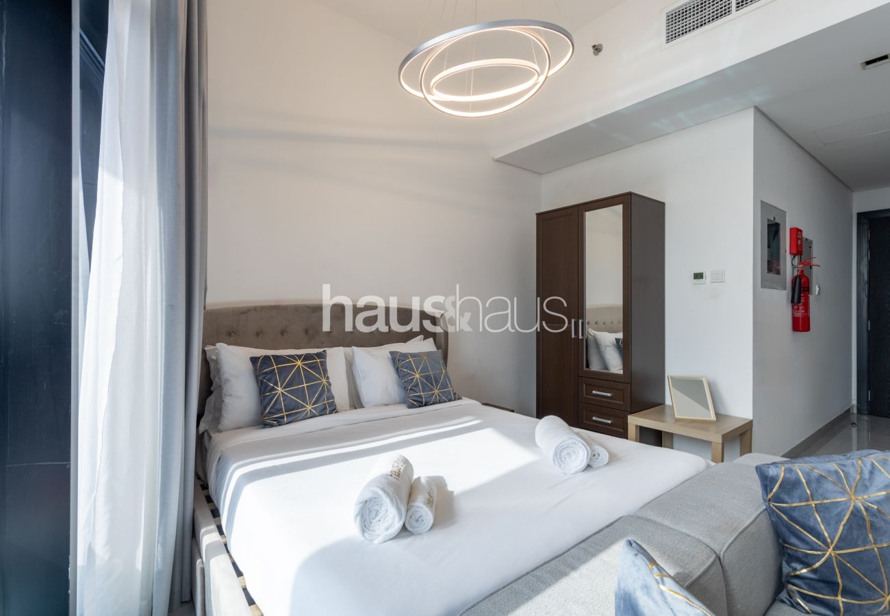 Studio in Dubai - Spacious | Studio | Pool and Gym Access