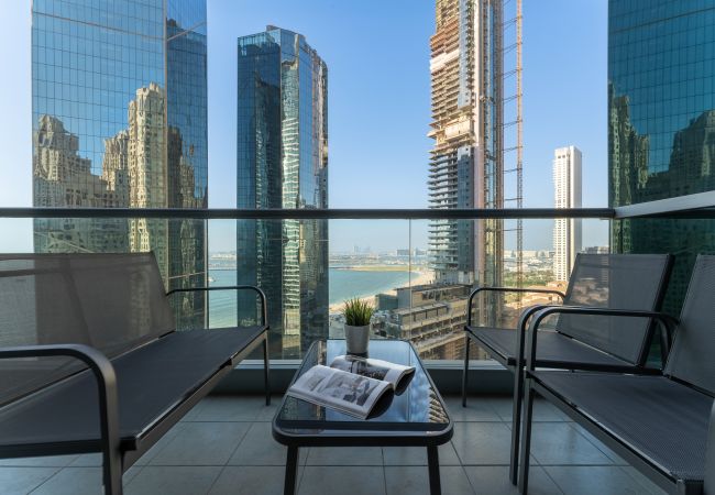 Apartment in Dubai - City and Partial Sea View | Vast | Maid's Room