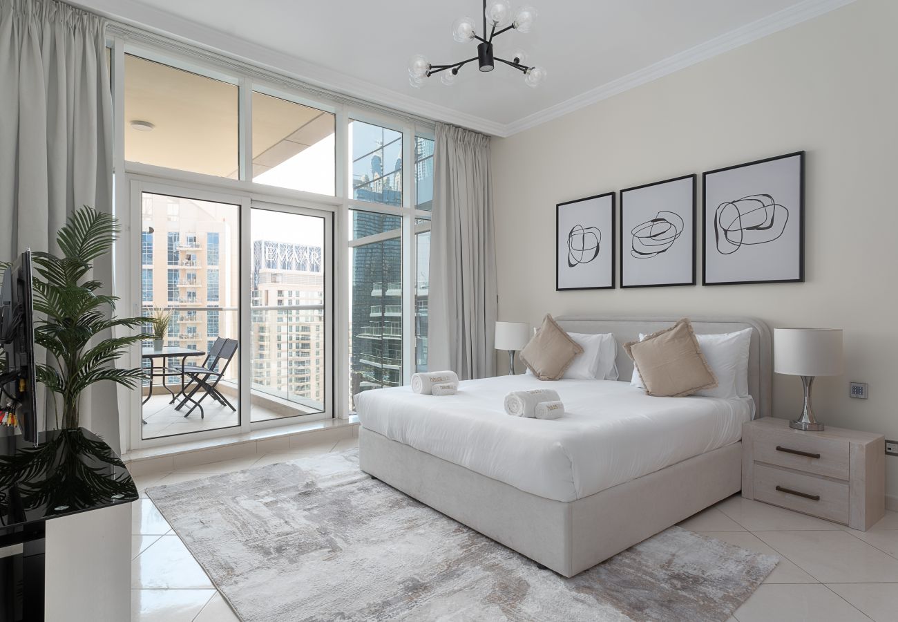 Apartment in Dubai - Lovely Marina View | Huge Balconies | Bright Unit