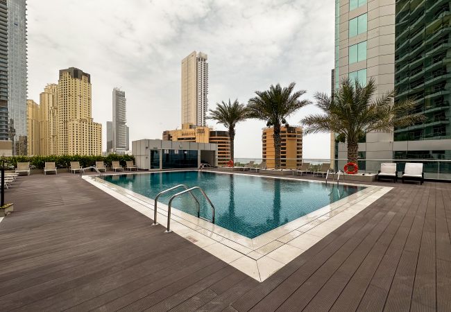Apartment in Dubai - Spectacular Sea View | High Floor | Charming