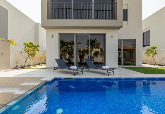Villa/Dettached house in Dubai - Private Pool | Luxurious Villa | Upgraded