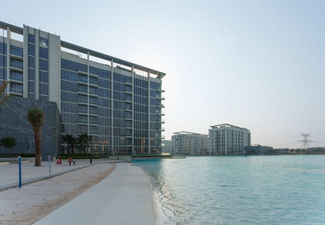 Apartment in Dubai - Lagoon View | Astounding 1BR | Scenic