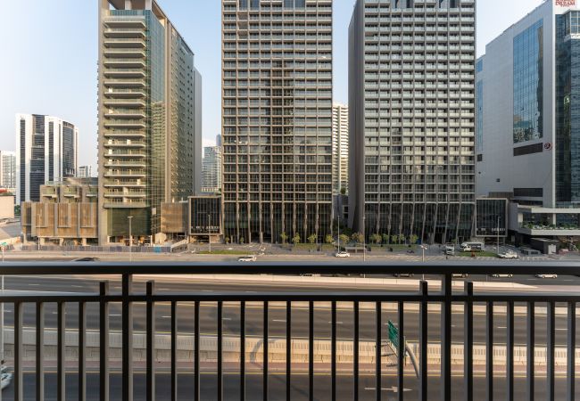 Apartment in Dubai - Near Burj Khalifa | Urban Chic | Nice 
