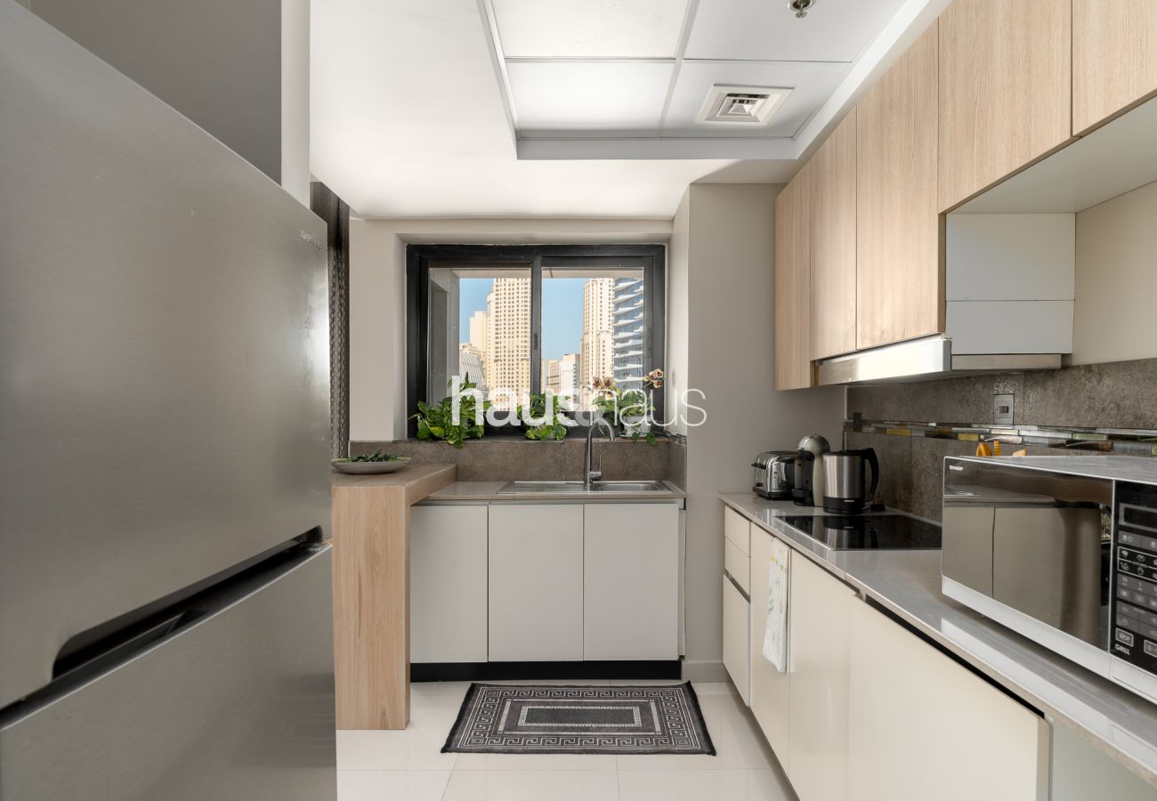 Apartment in Dubai - Spacious | Marina Views 