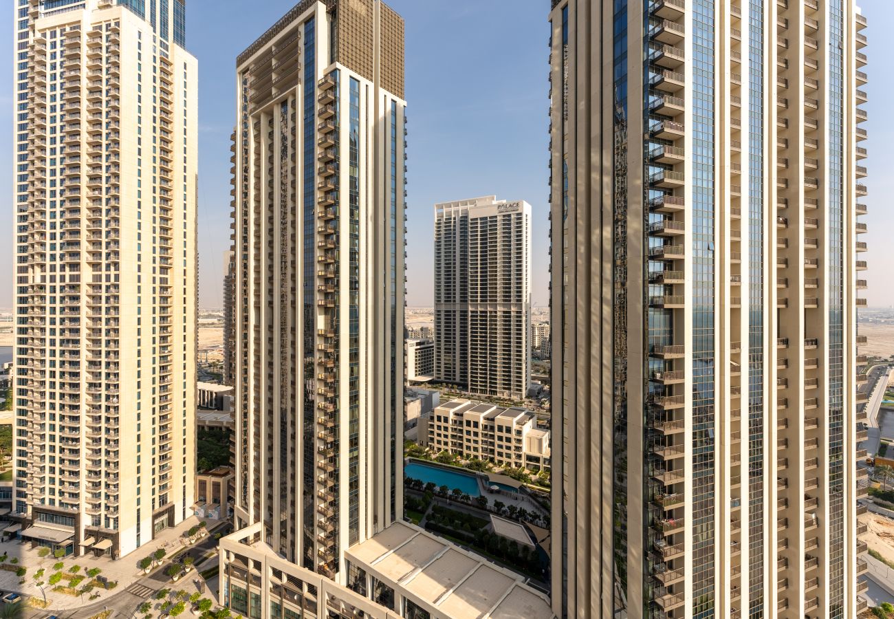 Apartment in Dubai - Nice Creek & Skyline View | Spacious | Deluxe