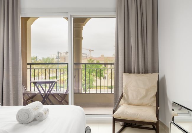 Villa in Dubai - Private Garden | Best for Family | Maid's Room
