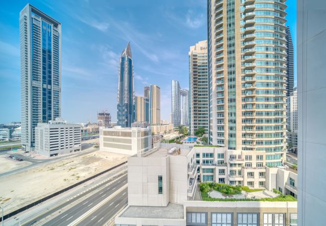 Apartment in Dubai - Exquisitely Furnished | Near Burj Khalifa