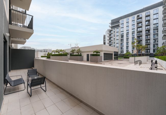 Apartment in Dubai - Spacious 2BR | Nice Facilities | Terrace