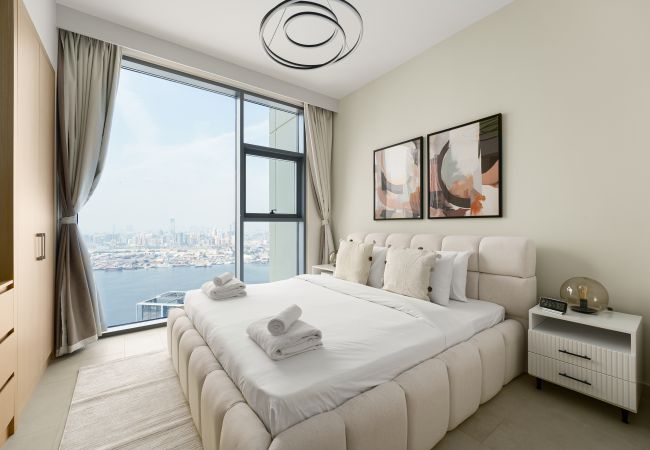 Apartment in Dubai - Spectacular Views | Brand New | Delightful Retreat