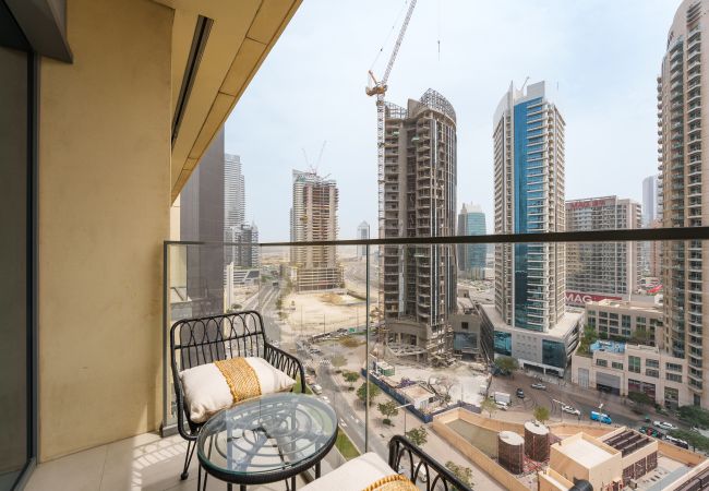 Apartment in Dubai - Near Burj Khalifa | Exquisite 1BR | Central