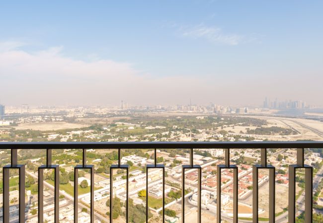 Apartment in Dubai - Spectacular Skyline View | Luxurious 1BR | Chic