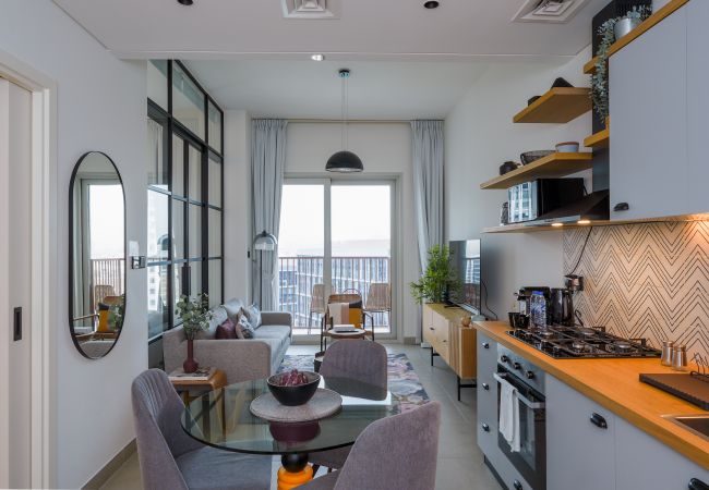 Apartment in Dubai - Stylish | Beautiful Neighbourhood | Near Park