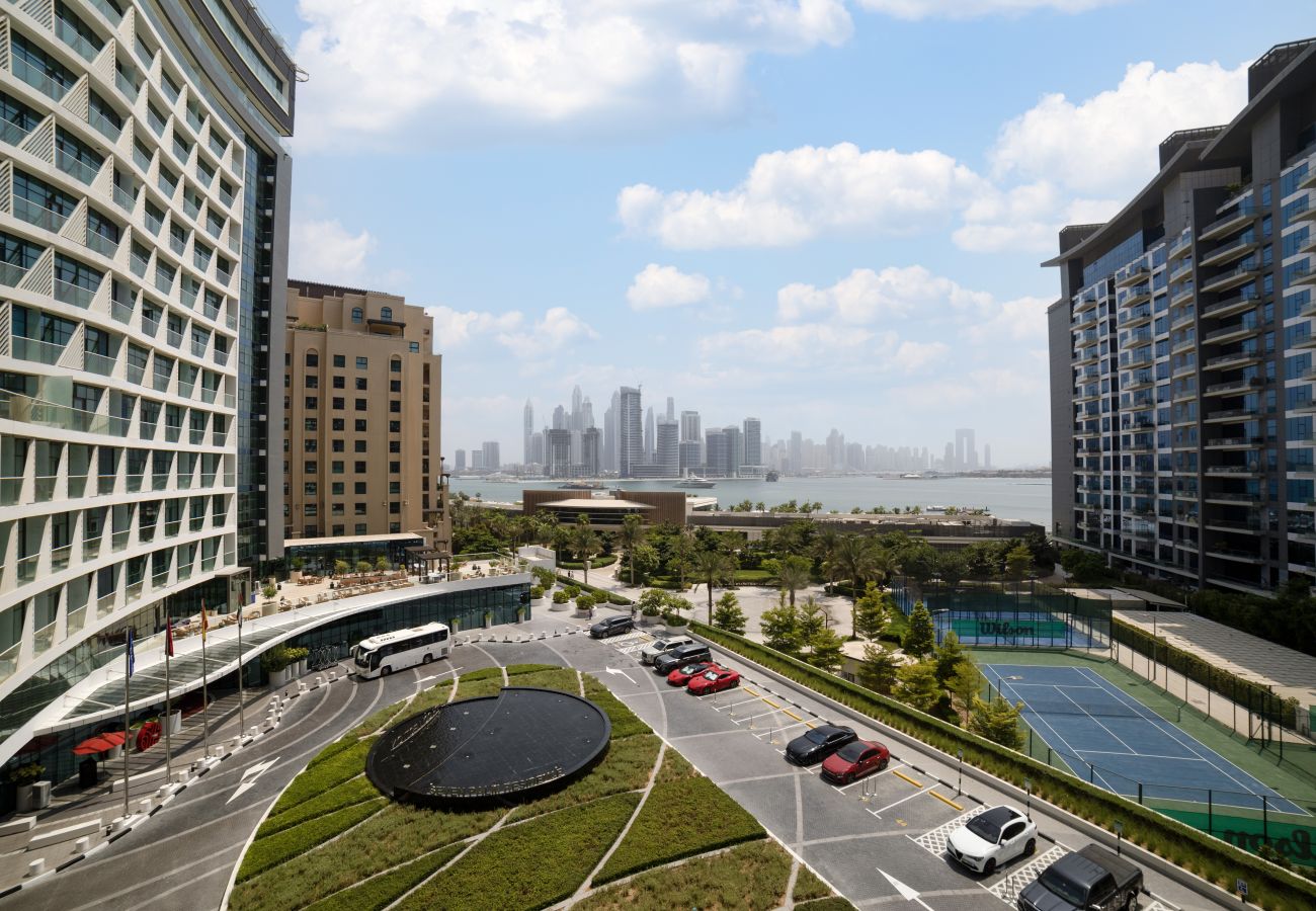 Apartment in Dubai - Direct Beach Access | Hotel Facilities| Sleeps 3