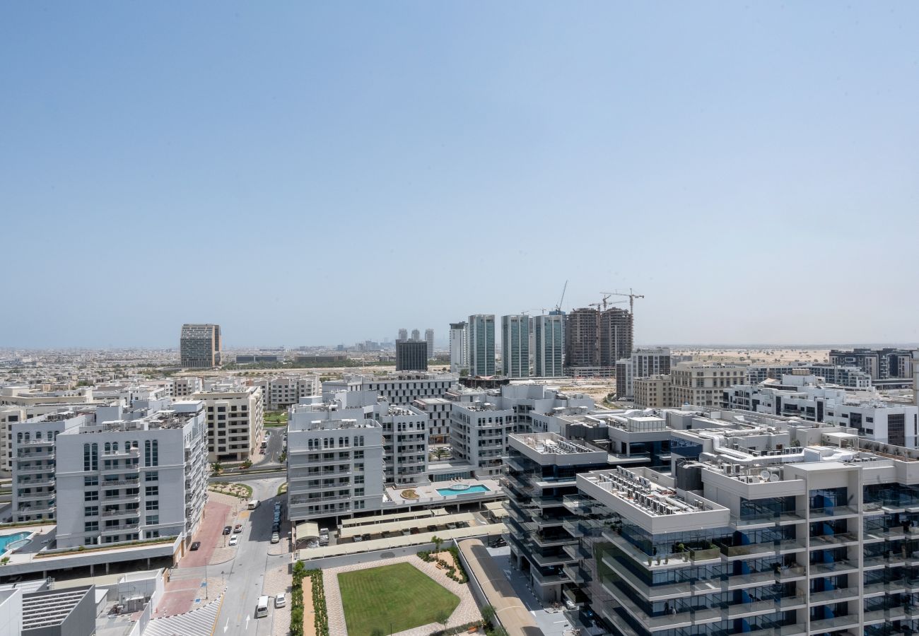 Studio in Dubai - Excellent Amenities | Skyline Views | Chic