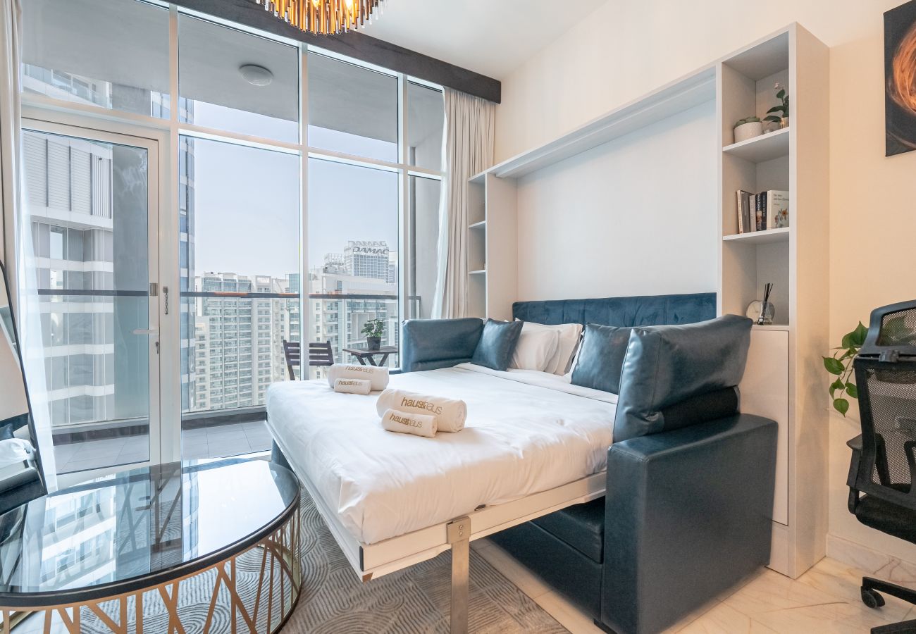 Studio in Dubai - Burj Khalifa View | Cosy Studio | On High Floor