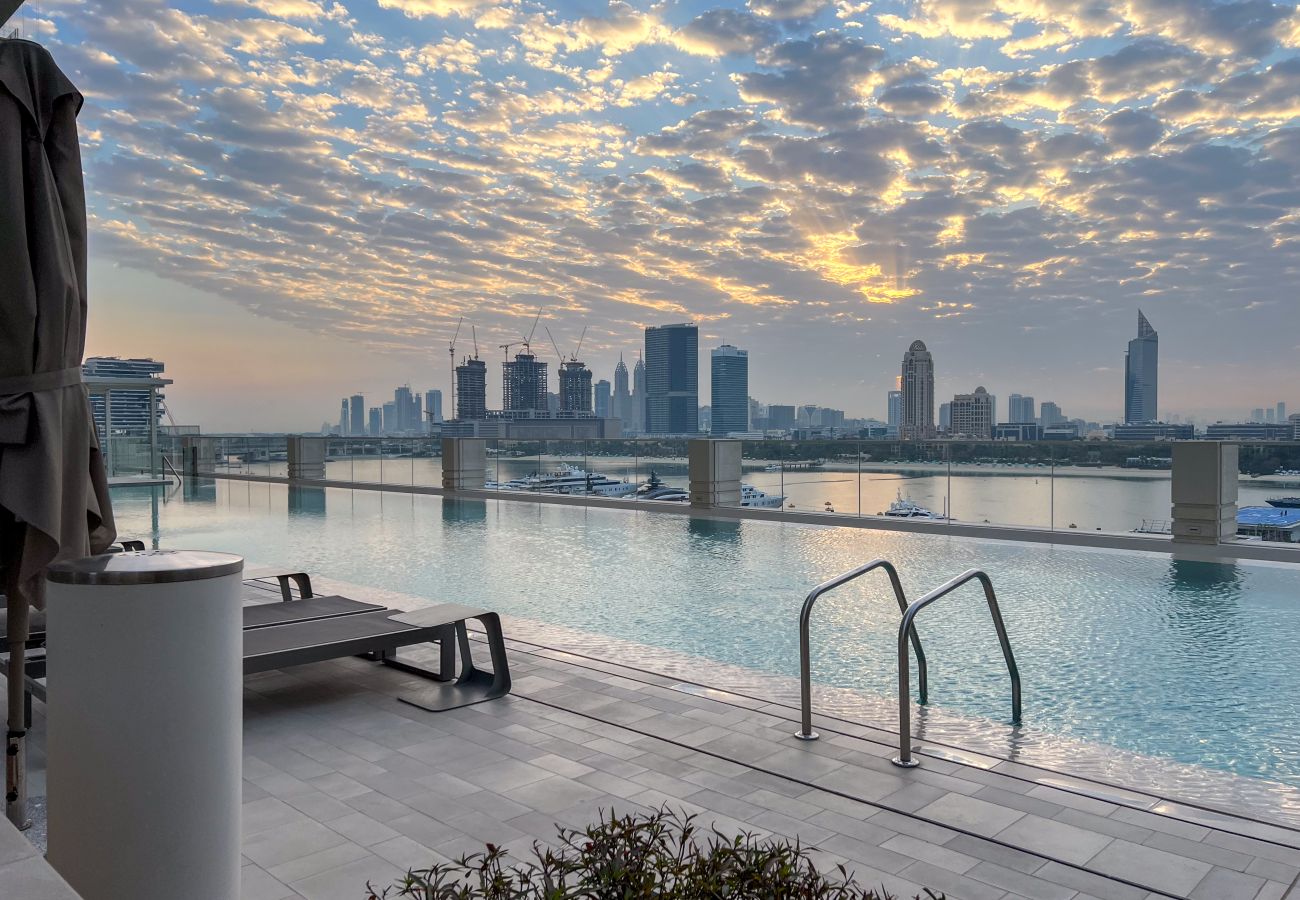 Apartment in Dubai - Spacious 1BR | Minimalistic | Beach Access