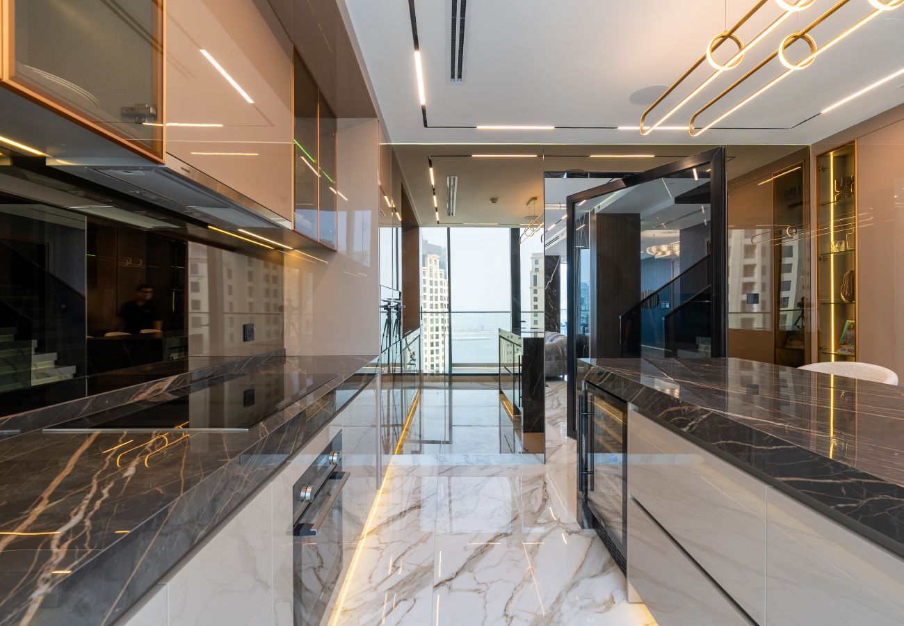 Apartment in Dubai - Signature Penthouse | Smart Home | Fully Upgraded