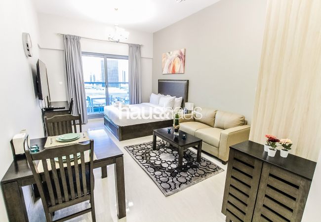 Квартира-студия на Dubai - Просторная студия | Бизнес-центр | Уютный