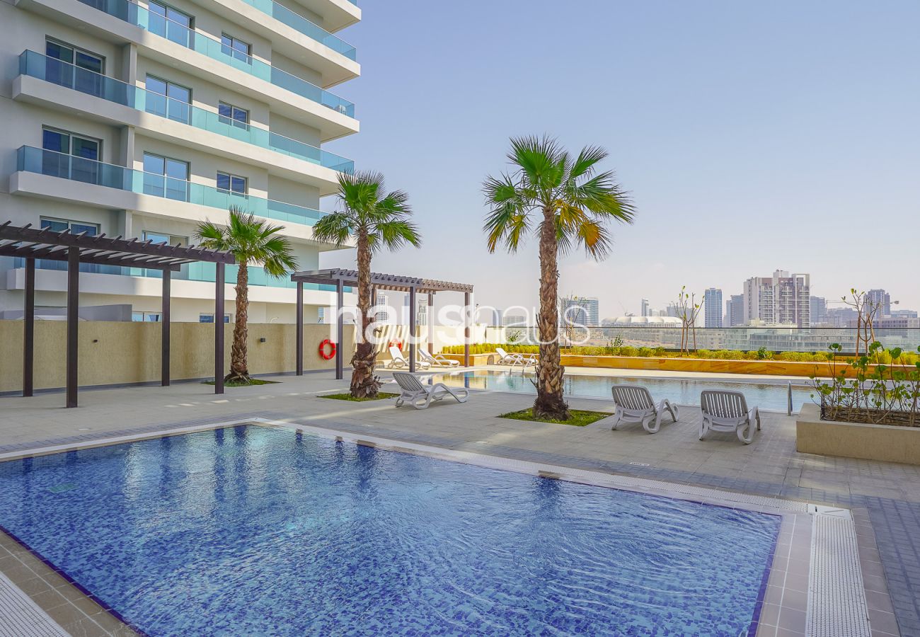 Апартаменты на Dubai - Просторная студия | Яркий | Классный