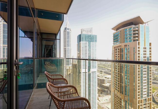 Апартаменты на Dubai - Частичный вид на пристань | Сложный | Классный