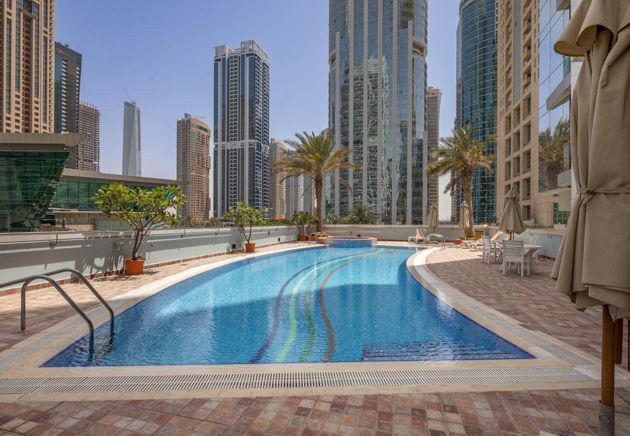 Квартира-студия на Dubai - Luxuriously upgraded Studio directly at DMCC Metro