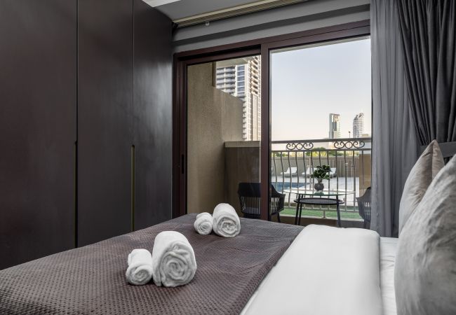 Квартира-студия на Dubai - Новая мебель | вид на бассейн | Стильный