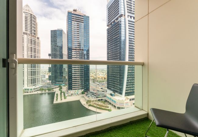 Апартаменты на Dubai - Прекрасный вид на озеро | Огромные юниты | Полностью обновлен