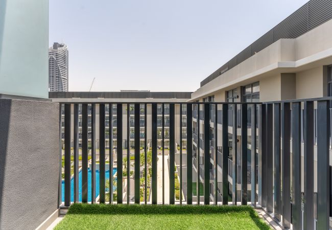 Апартаменты на Dubai - Прекрасный вид на бассейн | Комната для горничной | сложный