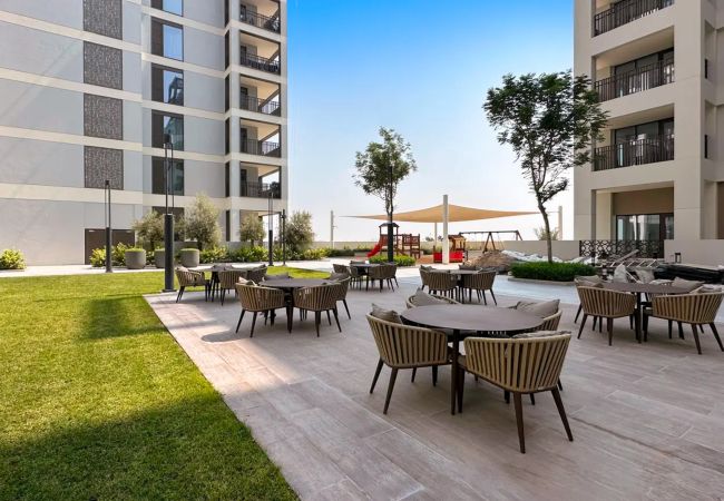 Апартаменты на Dubai - 2 минуты ходьбы до пляжа | Новая мебель | Делюкс