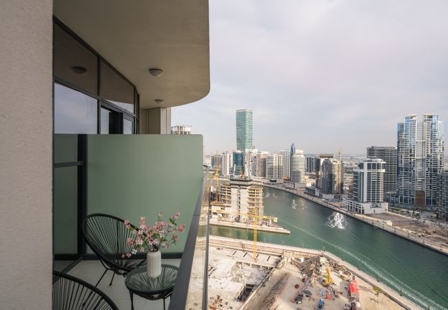 Апартаменты на Dubai - Premium 1BR | Dubai Canal & Skyline View