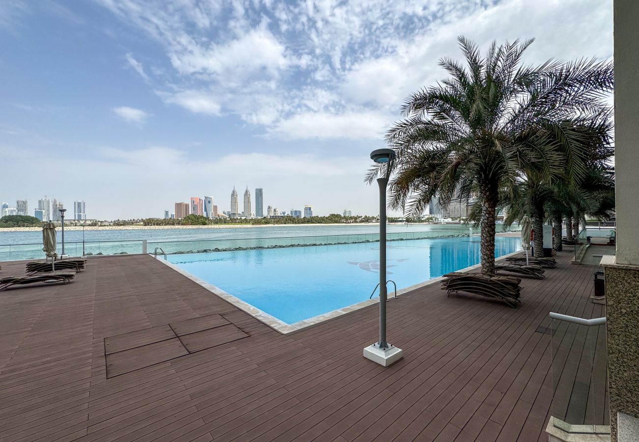 Апартаменты на Dubai - Direct Beach Access | Spectacular Views | Upgraded